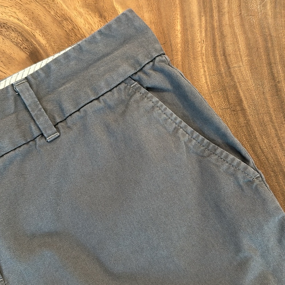 LOFT Gray The Riviera Short - Picture 3 of 10